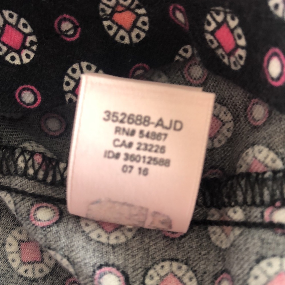 Victoria's Secret Cotton Blend Soft Lounging Romper Black & Pink Print Sz XS EUC - Picture 9 of 9